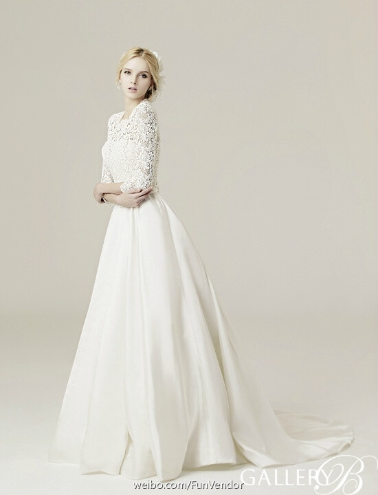 galleryB 2015 wedding dress.