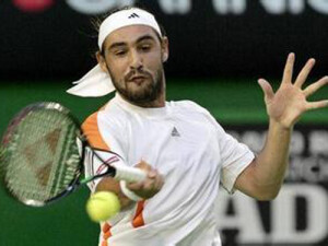 圣彼得堡赛继续了首轮的争夺，前澳网亚军巴格达蒂斯耗时2小时10分钟，以6-4、4-6、6-3轻松击败了2013年的赛会冠军古尔比斯，晋级第二轮的同时也结束了对拉脱维亚人的两连败。