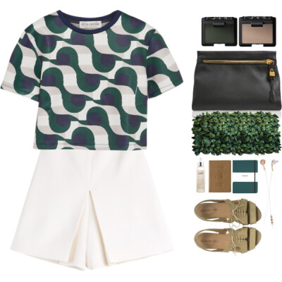 A fashion look from August 2015 featuring crop top, white shorts and leather shoes. Browse and shop related looks.