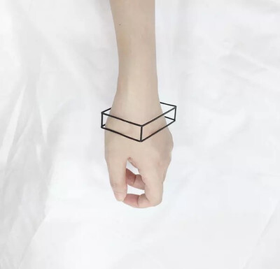 【夏天家】设计师原创极简约简单立体镂空几何长方体金属手环手镯