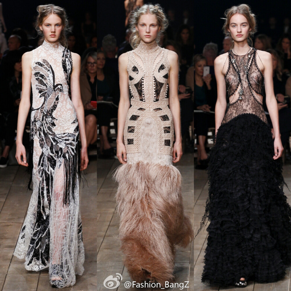 Alexander McQueen Spring 2016 | Paris | 在2016春夏系列，Sarah Burton为Alexander McQueen构筑了超级女英雄情节。