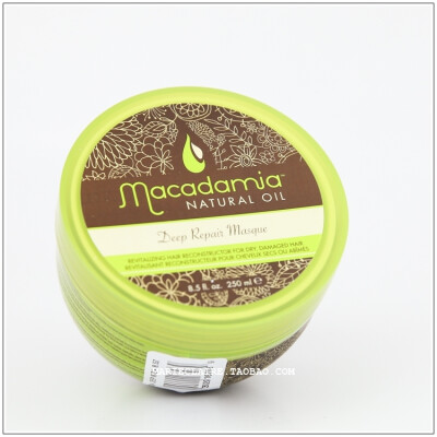 【MACADAMIA DEEP REPAIR MASQUE澳洲坚果深层修复发膜】。关于Macadamia Professional品牌：这个品牌的核心成分是他们独创的PRO OIL COMPLEX成分，这是一种结合了澳洲坚果和摩洛哥坚果的混合油，含有丰富OMEGA 7，5…