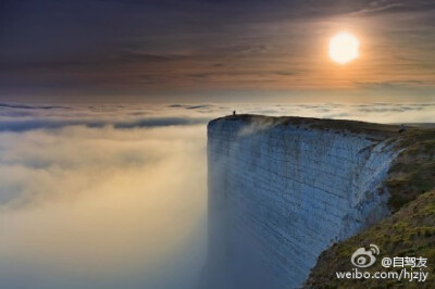 仿佛来到世界尽头——英格兰南部海滩之顶（beachy head）白垩悬崖！#国庆在路上# #就爱自驾游#