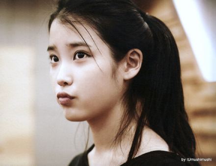 #IU# #IU李知恩# Real Fantasy 2012 Photobook 高清扫图 [32P] 链接：O网页链接 密码：ewzt