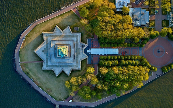 自由女神 Statue of Liberty (图侵删)