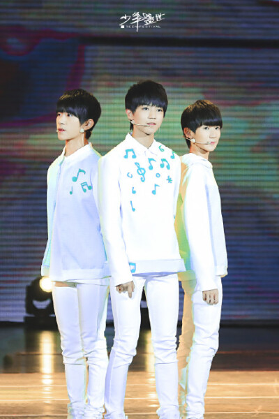 #TFBOYS三人同行# 少 年 盛 世