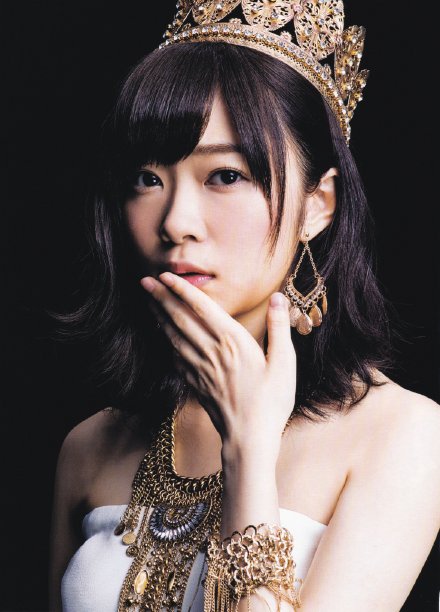 #AKB48# 7th ALBUM 「0と1の間」小册子成員單人掃圖 #指原莉乃# (轉載請註明出處：La_mela) 跟空氣握手會完全是2個人 @埃姆黍-M叔