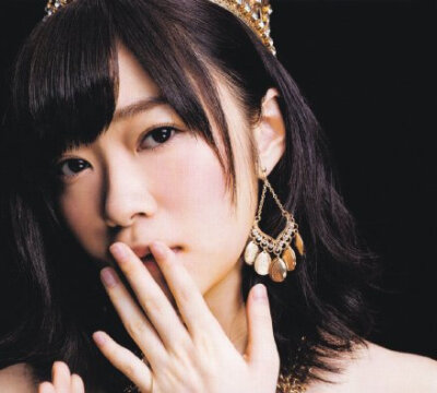 #AKB48# 7th ALBUM 「0と1の間」小册子成員單人掃圖 #指原莉乃# (轉載請註明出處：La_mela) 跟空氣握手會完全是2個人 @埃姆黍-M叔