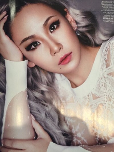 #CL# CL for ELLE Korea X Maybelline @CL_GZB #HelloBitches#