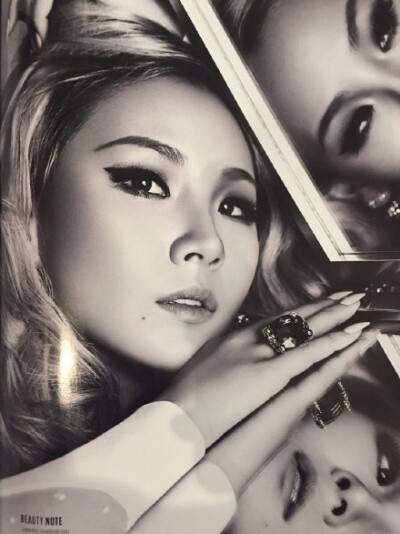 #CL# CL for ELLE Korea X Maybelline @CL_GZB #HelloBitches#