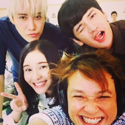 #泰版一吻定情# #Kissme_Thailand# 花絮6P Cr ukukiz_mommy &amp;amp; pimbubear &amp;amp; techin_ji &amp;amp;Halo_entertainment &amp;amp; aomsushar_official泰版一吻定情 Aomike 屠狗狂魔