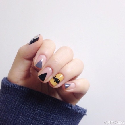 nail