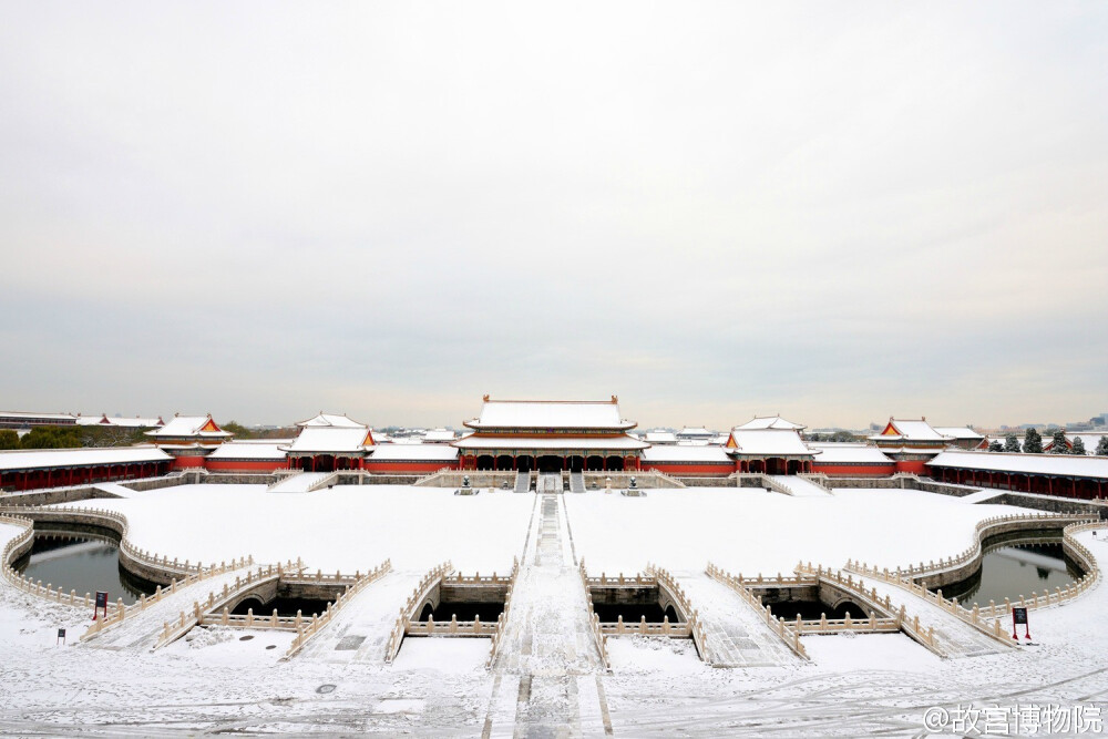 雪后初霁。庄严肃穆的皇城。（大图，可作桌面壁纸）