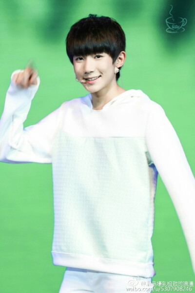 #王源粉丝创应援新风##唯爱王源##TFBOYS王源# 【音频】王源薄荷音全记录因为遇见你，一切就注定【K王源声线全纪录（2012年）.mp3】【K王源声线全纪录（2013年）.mp3】【K王源声线全纪录（2014年）.mp3】【K王源声线…