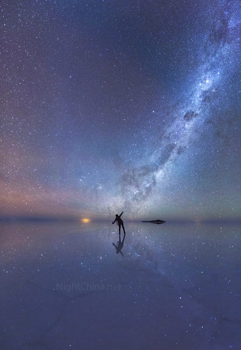 夜空之境 真想拥星入怀，就如在银河宇宙之中，放空清晰与混沌，在超乎现实的梦幻中闪烁。