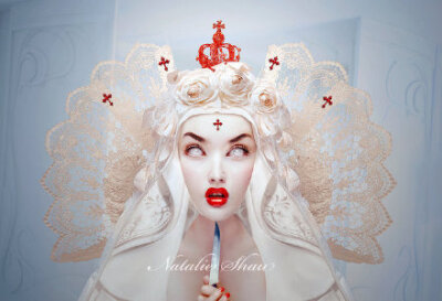 Natalie Shau​ 另类童话