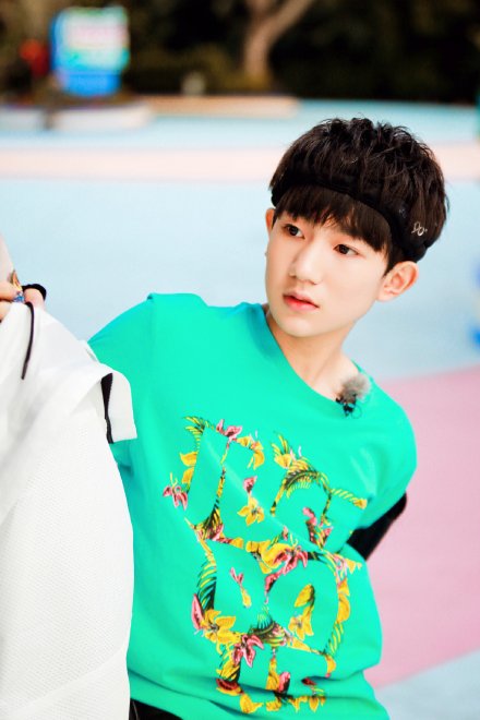 #全员加速中#第八期 送你一个薄荷色的王源宝宝。