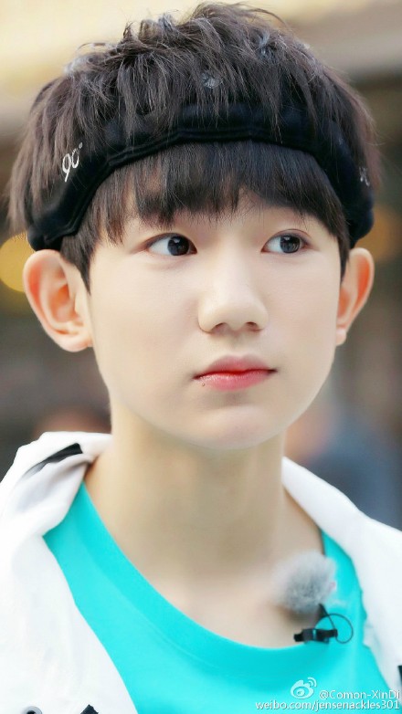 #全员加速中第八期# 王源表现好棒啊！！勇敢机智的小朋友 而且长得还这么好看！！