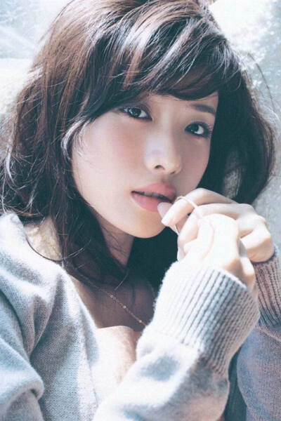 石原里美手机壁纸