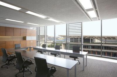 办公室装修中的设计碎片是指在办公空间中各个功能区未能形成有机的联系，成为零散的设计单元