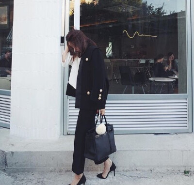 职业装×高跟鞋