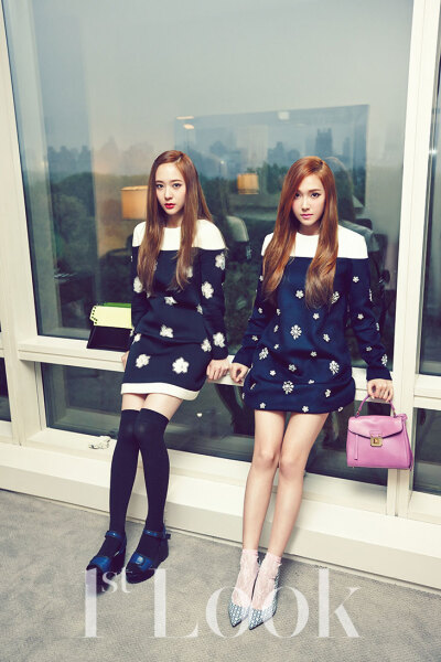 韓國女孩 - Jessica &amp;amp; Krystal 1st Look Magazine