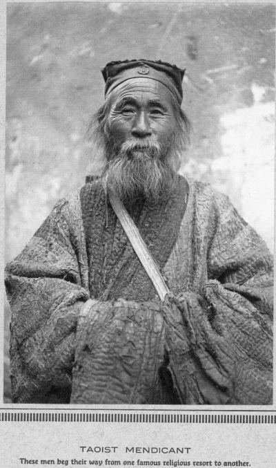 化缘的道士1900年