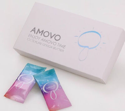 Amovo·巧克力棒棒糖 棒棒糖造型的创意设计，天然可可脂巧克力，不用担心吃了发胖。丰润柔滑的纯净口感，一颗在手，烦恼忧愁全溜走。