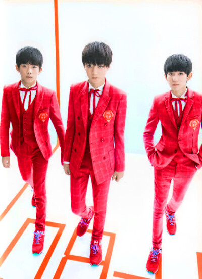 #和添福宝TFBOYS一起闹猴年# #TFBOYS# 红红火火。看了央视视频之后就立马想到这张图于是修了三个红辣椒（雾）福气宝宝 @TFBOYS组合