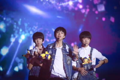 扬帆，起航，自由追逐梦想#TFBOYS# @TFBOYS组合