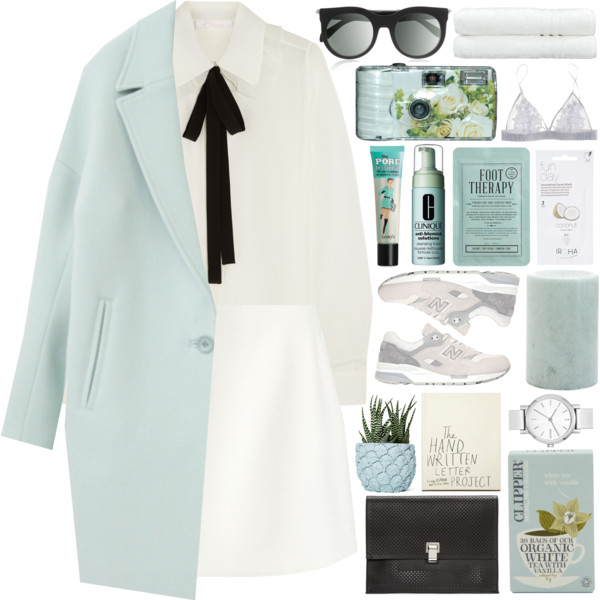 #springfashion #SpringStyle #Spring #casualoutfit #casual #chic #elegant #CasualChic #fashion #trend #pastel #minimalism #mint #white #blue #black #Chloe #valentino #DKNY #ProenzaSchouler #newbalance