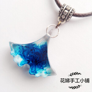 【海洋之心】日韩百搭欧美甜美水墨滴胶项链女海洋之心项链水墨滴胶吊坠短锁骨链毛衣链