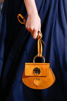 Slideshow: The Standout Bags of Spring 2015 - Gallery - Style.com