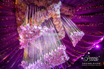 【一生一人 rose only】用玫瑰许下一生诺言 感谢今天合作的小伙伴们 辛苦啦婚礼司仪@王赫 摄影@方元Photo 摄像@田田小电影-田田 化妆@YangStyle化妆造型 甜品@洛蜜塔翻糖Latour