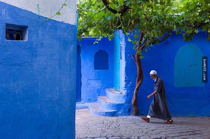 摩洛哥梦幻小城Chefchaouen，到处到是深浅浓淡不一的蓝色，感觉走进了梦境和天堂 #一起看世界#