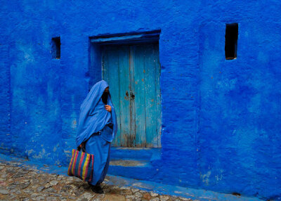 摩洛哥梦幻小城Chefchaouen，到处到是深浅浓淡不一的蓝色，感觉走进了梦境和天堂 #一起看世界#