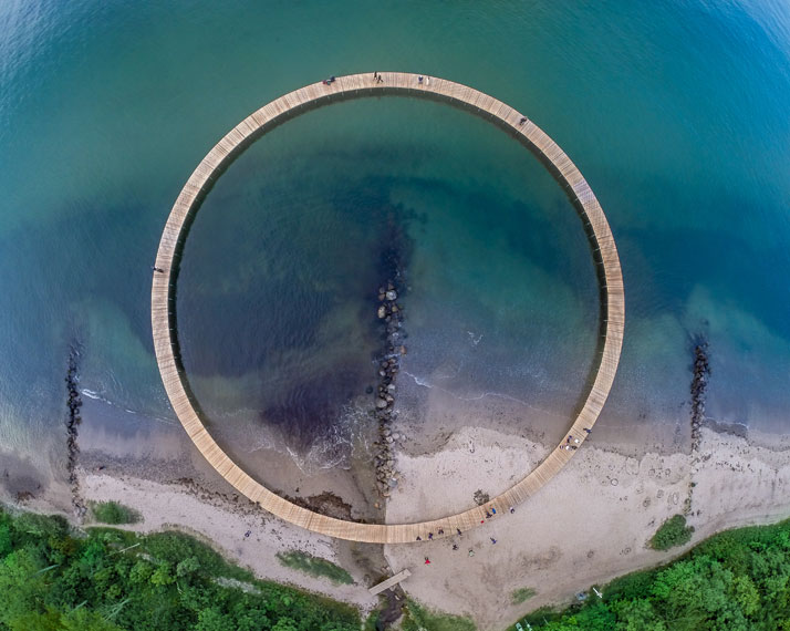 The Never-Ending Promenade of the Infinite Bridge by Gjøde &amp;amp; Povlsgaard Arkitekter