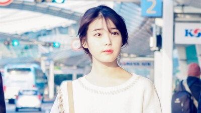 李智恩 IU