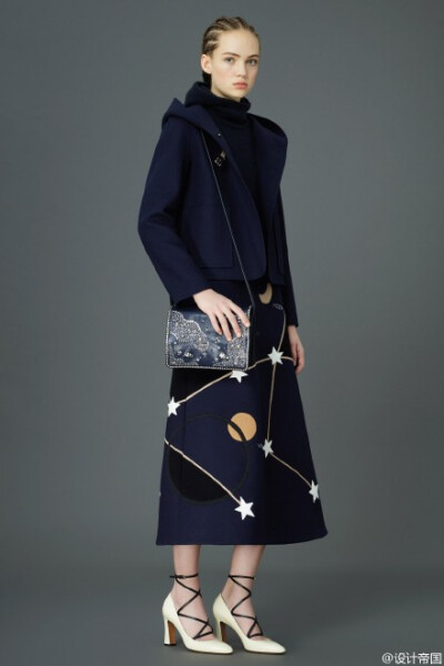 Valentino 2015 Pre-Fall ，时装上的宇宙星辰