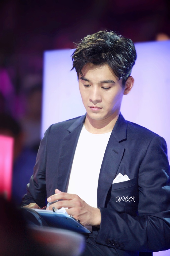 乔振宇工作室 @乔振宇官方网站_宇天 @乔振宇粉丝后援团 @乔振宇贴吧