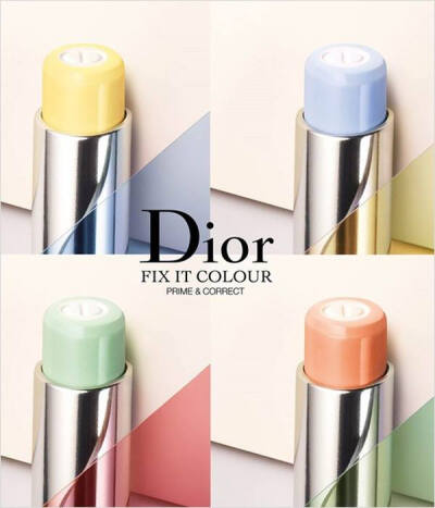 #SOT种草机# Dior10月新品 | 光看图片，我想最多人都会猜这支有如蜡笔的妆品是唇膏又或者是眼影笔之类的彩妆品！其实这款产品是化任何一种妆效都需要的遮瑕膏，意想不到吧？这系列美美的遮瑕系列将于10月上市喔~