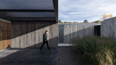 Vista de la Casa en Palihue por Bernardo Rosello. Fotografía © Ramiro Sosa.: