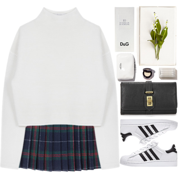 #white #plaid #adidas #blackbag #simple #simpleset #simpleoutfit #minimal #minimalset #minimaloutfit #silverrings #boots #winter #winteroutfit #winter2016 #cleanset #blackwallet #blackpurse #green #red #blue