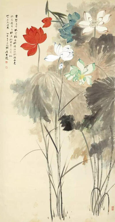 张大千《五色荷花》，立轴，设色纸本，乙亥（1935年）作，184.5 × 95.7 cm，中国嘉德2009秋拍，成交价：RMB 12,320,000。