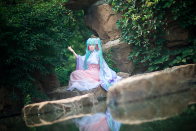 《VOCALOID家族》初音中秋装 CN：@御子MikoMiko