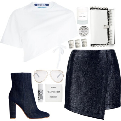 A fashion look from December 2016 featuring white cotton t shirts, short mini skirts and leather man bags. Browse and shop related looks.