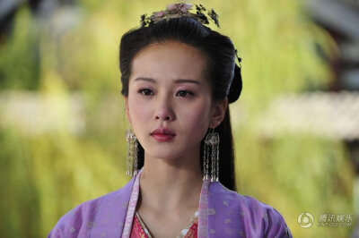 天涯织女
刘诗诗 饰 赵嘉仪