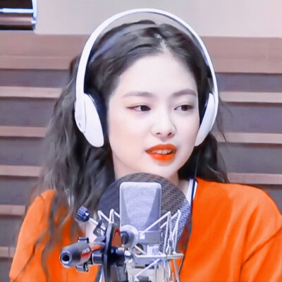 可爱的jennie.
原截：多伽
滤镜打底：宋一园