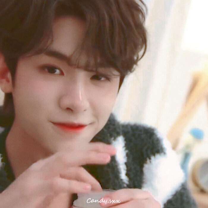 黄明昊/宋潇筱
原截樊乔音