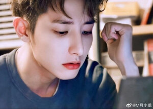 李洙赫